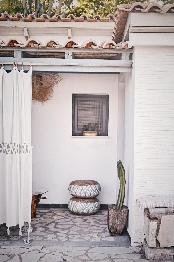 The Artist'S Farm Villa Dhiyeliotika Luaran gambar
