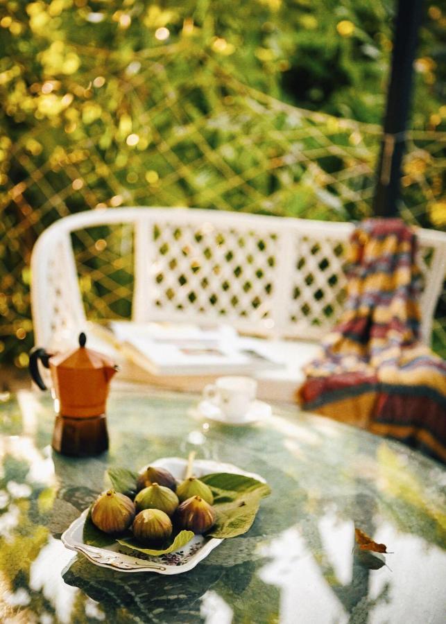 The Artist'S Farm Villa Dhiyeliotika Luaran gambar