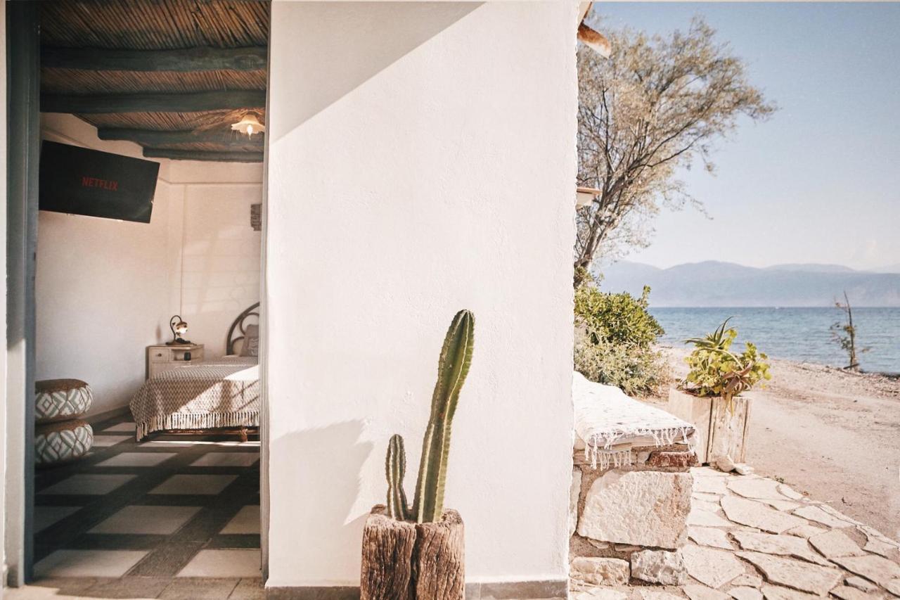 The Artist'S Farm Villa Dhiyeliotika Luaran gambar