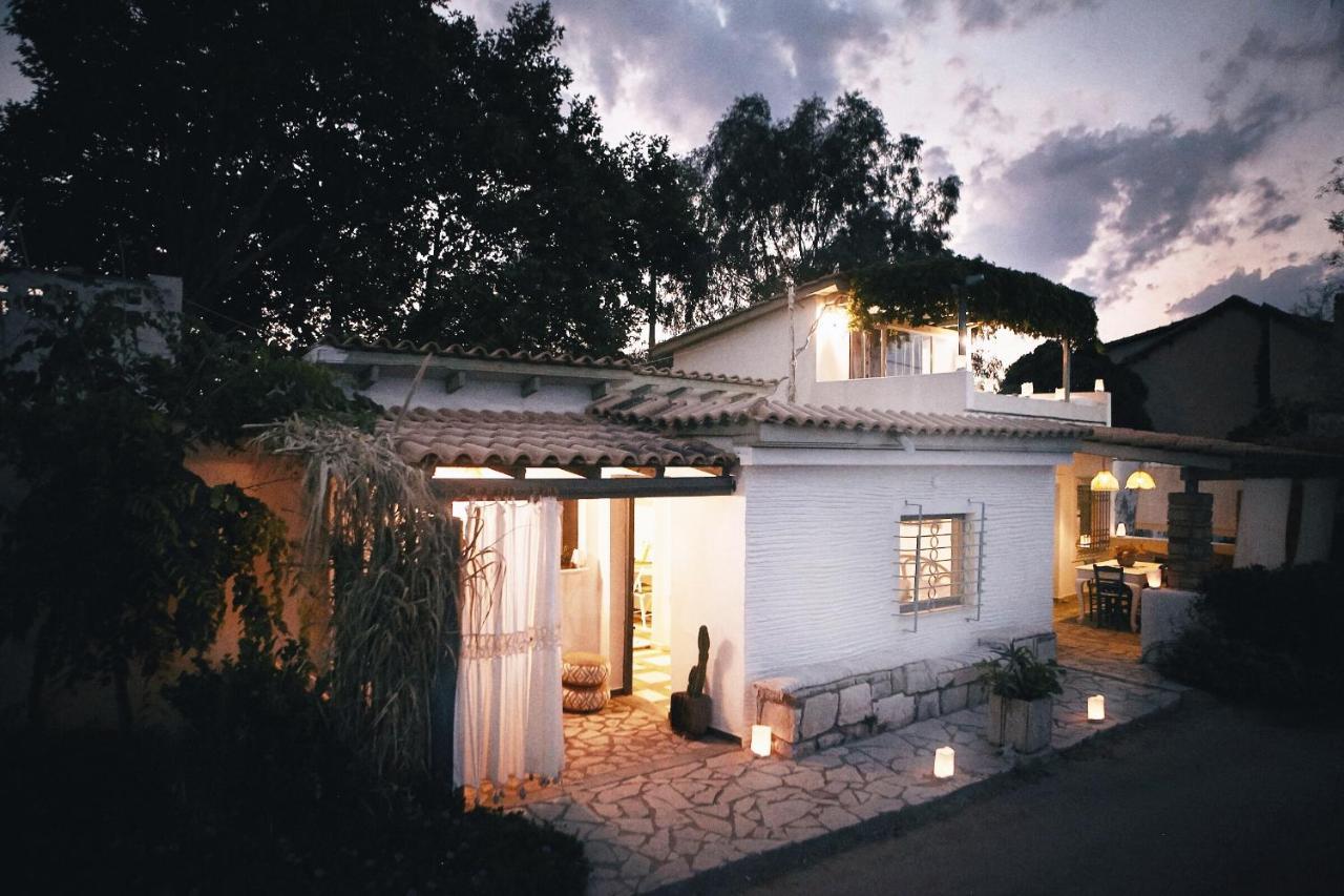The Artist'S Farm Villa Dhiyeliotika Luaran gambar